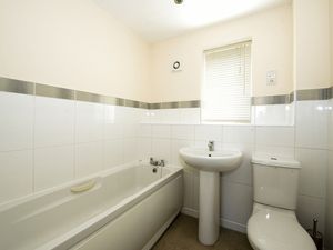 BATHROOM- click for photo gallery